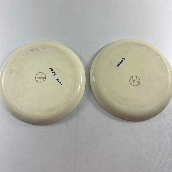 Vintage Hyalyn Porcelain Fruit Plates 8" Strawberries Blueberries Pear Grapes - Picture 4 of 9